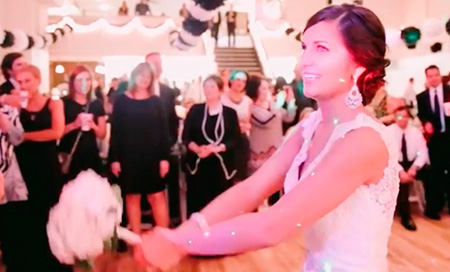 Propuesta de matrimonio sorpresa para la dama de honor