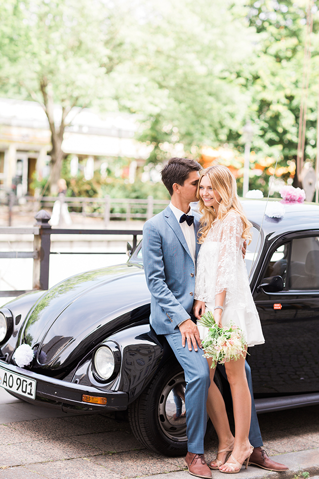 Vestido de novia corto encima encaje