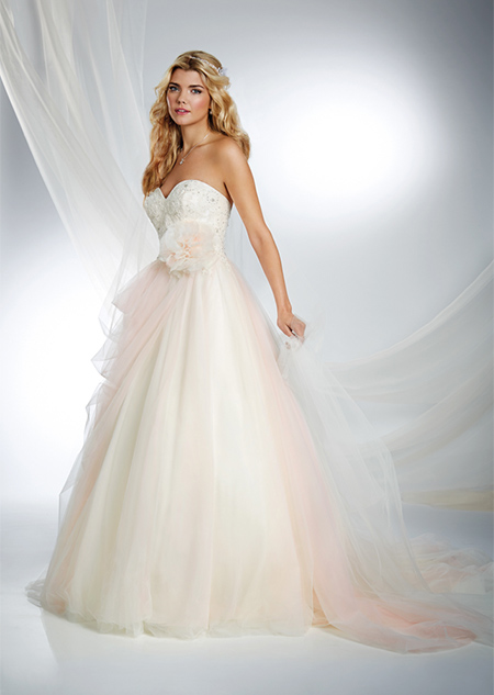 Vestido de Novia Disney por Alfred Angelo modelo Sleeping Beauty 2015