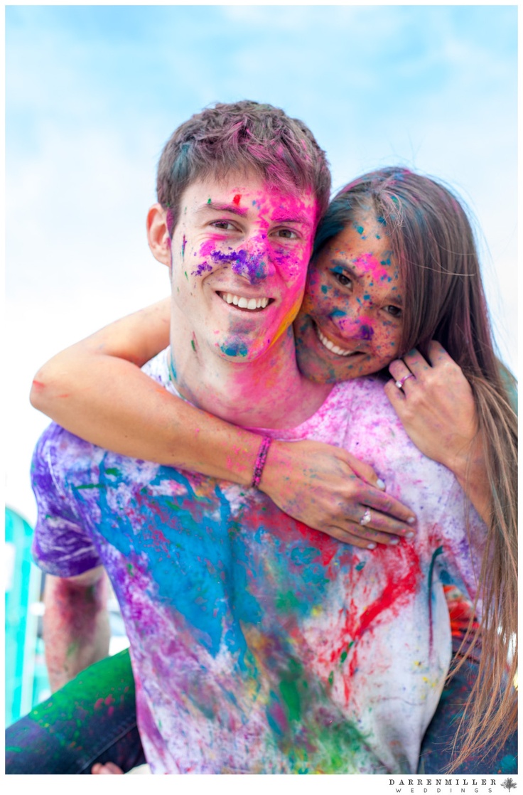 5 Ideas de utilería para la sesión de fotos en pareja: Polvos de colores