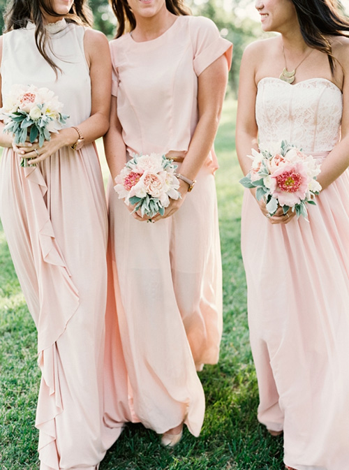 Damas de honor con Faldas Diferentes