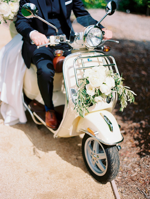 Moto: Ideas de transporte para los novios en la boda