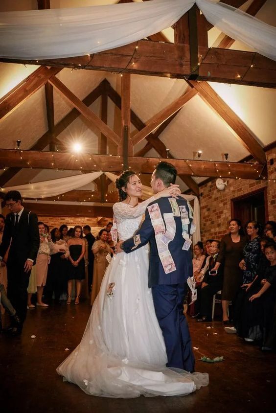 Baile del billete - tradición mexicana