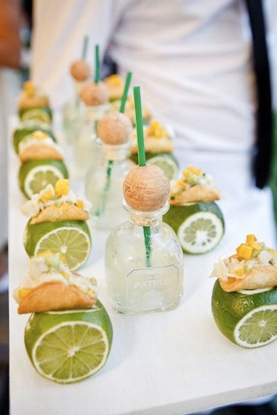 Botana para boda - mini tacos con tequila